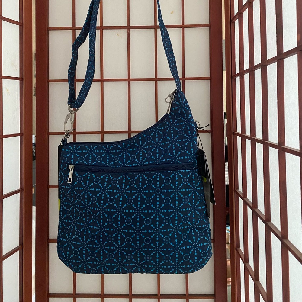 Travelon Anti-Theft Signature 3 Comp Crossbody Bag Geo Tile New with tags